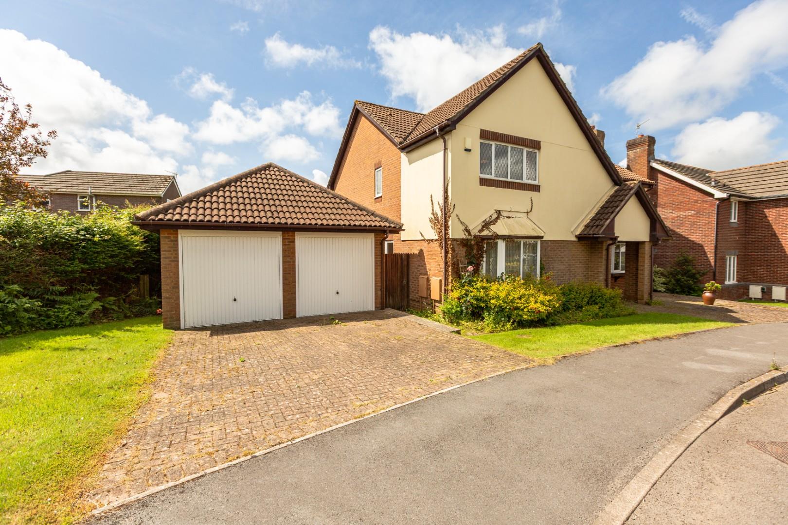 Ffordd Draenen Ddu, West Cross, Newton, Swansea, SA3 5RP